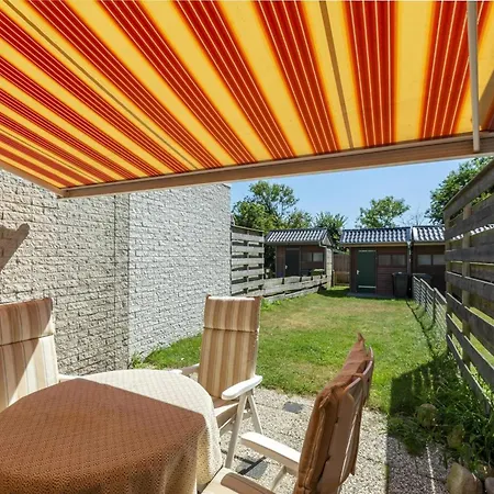 Holiday home Cozy With Lawn Callantsoog